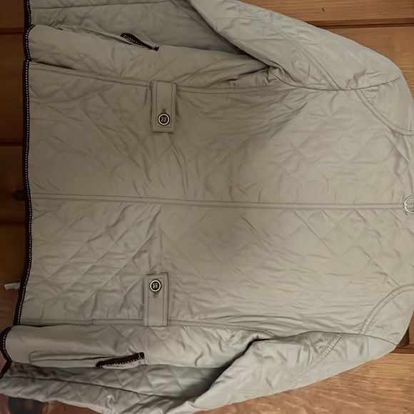 Peter Millar fall lightweight jacket. - Picture 6 of 9